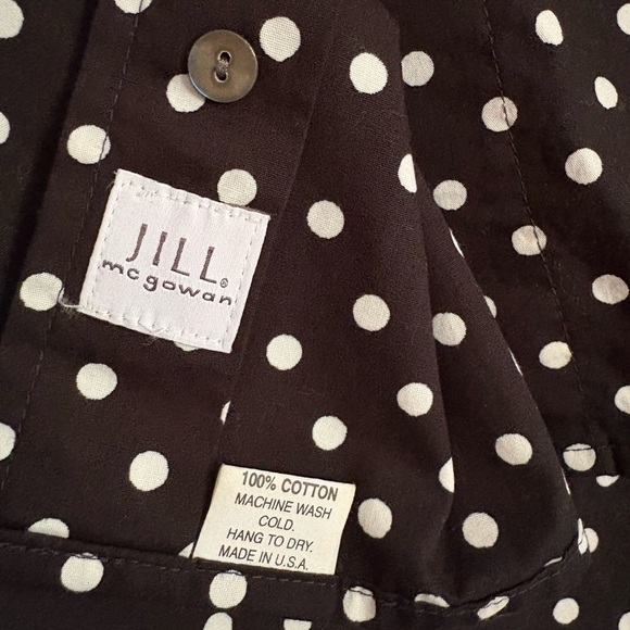 Dotty: Crisp Cotton Blouse - Picture 2 of 5